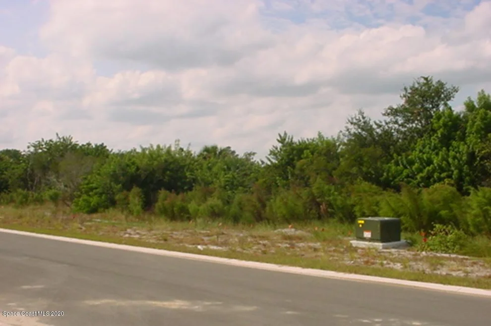 Unit for sale at 1394 Absaroka Lane, Malabar, FL 32950