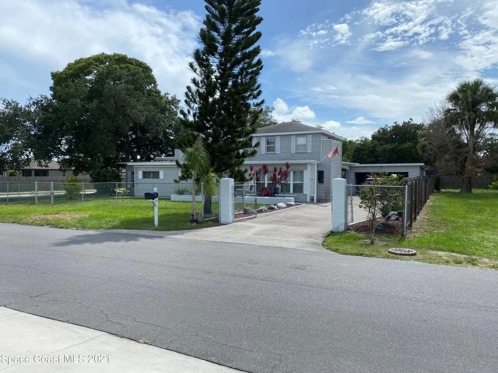 Unit for sale at 185 Westover Drive, Melbourne, FL 32904
