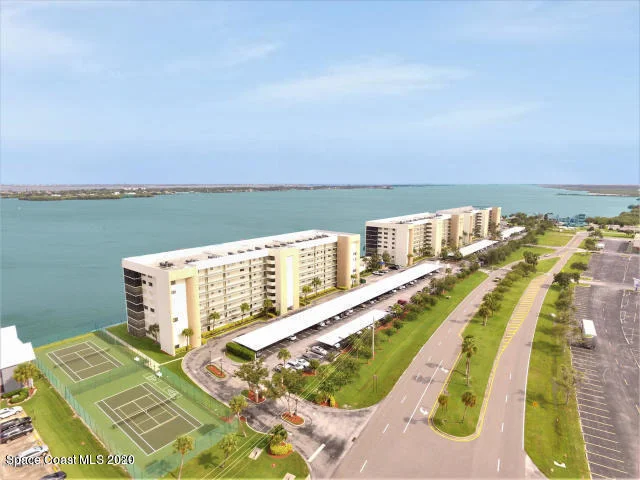 Unit for sale at 300 S Sykes Creek Parkway, Merritt Island, FL 32952