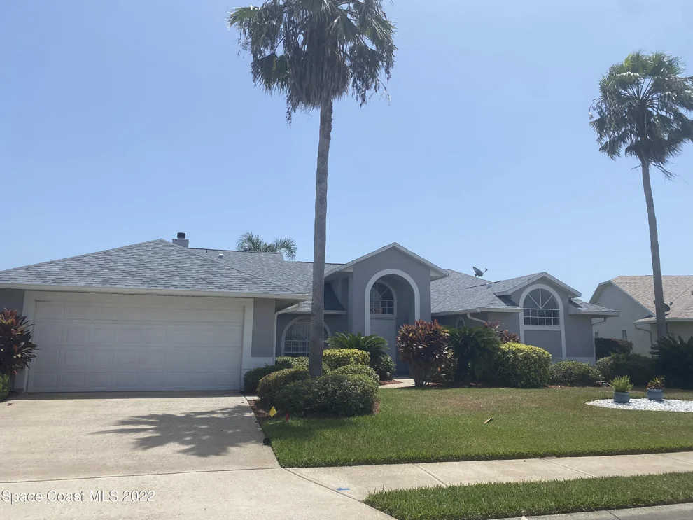 Unit for sale at 1050 Fieldstone Drive, Melbourne, FL 32940