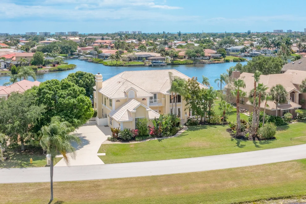 Unit for sale at 124 Lanternback Island Drive, Satellite Beach, FL 32937