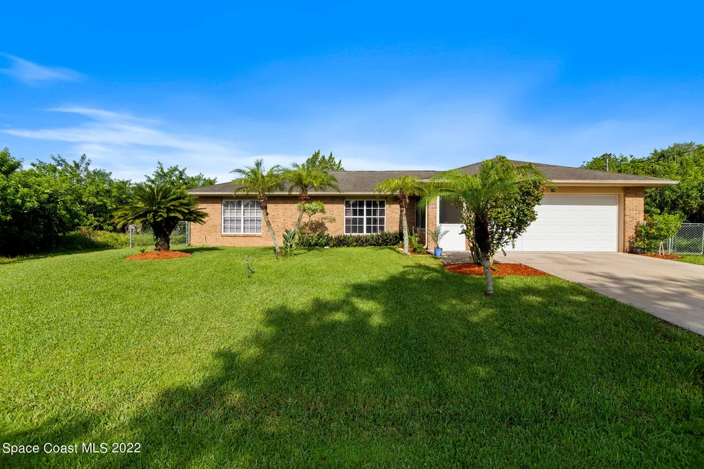 Unit for sale at 106 Hoffer Avenue NW, Palm Bay, FL 32907