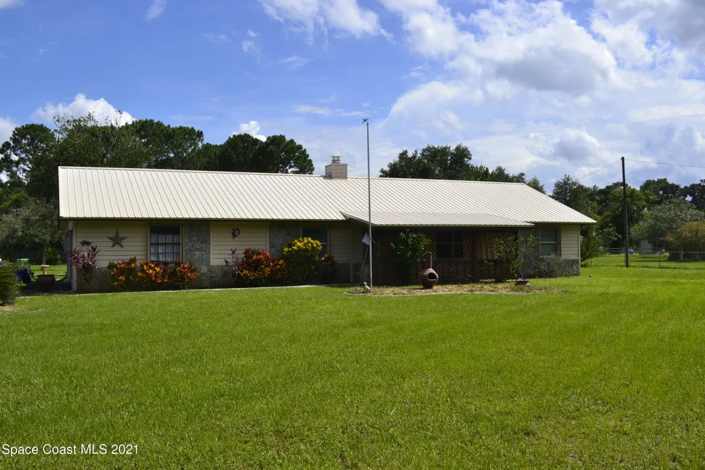 Unit for sale at 3837 Arlington Avenue, Mims, FL 32754