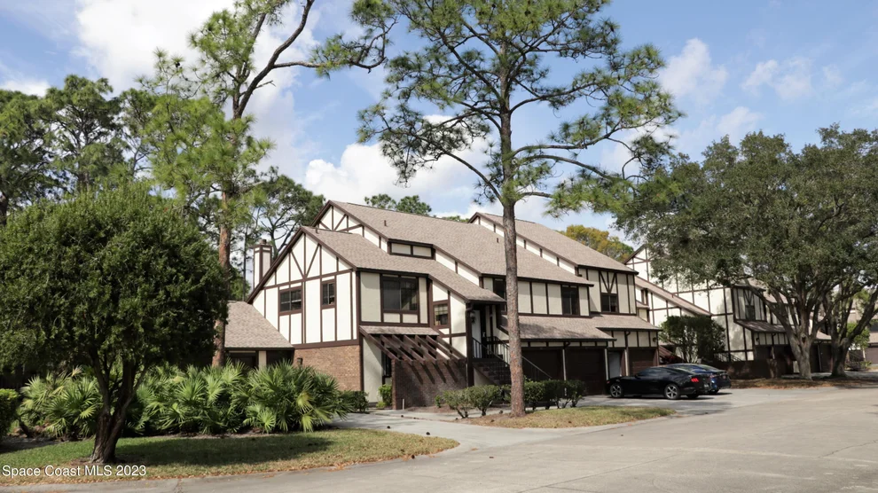 Unit for sale at 785 Greenwood Manor Circle, West Melbourne, FL 32904