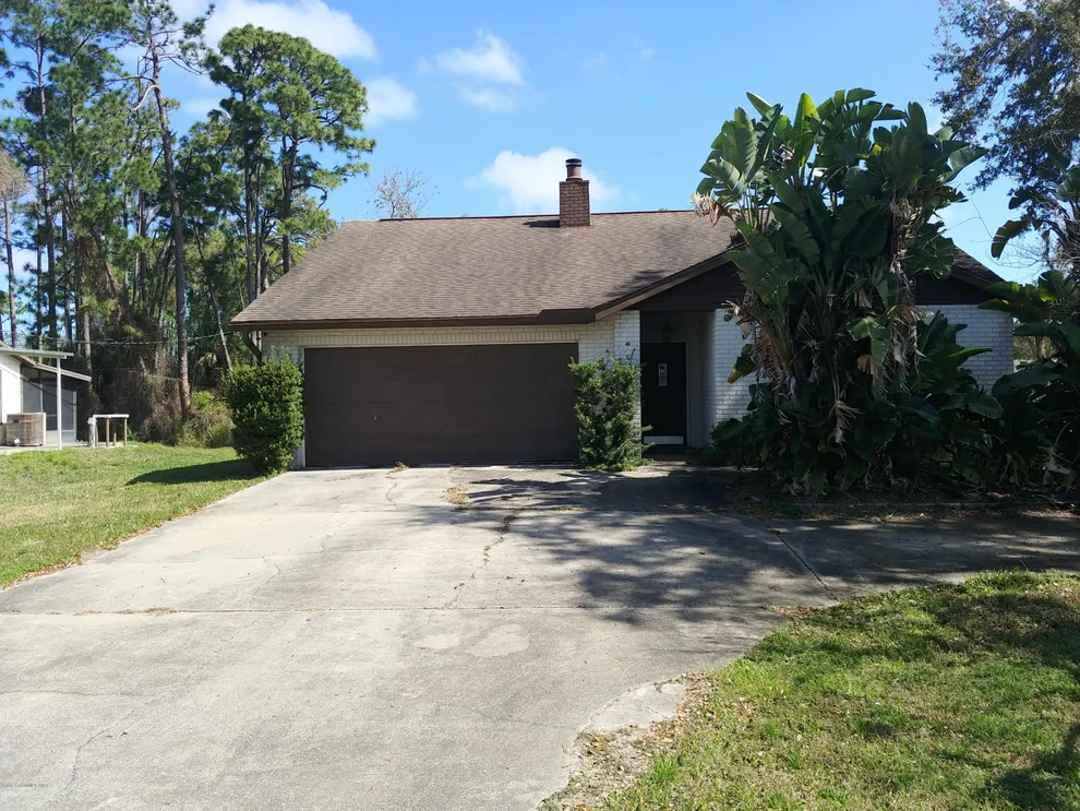 Unit for sale at 2929 Juniper Drive, Edgewater, FL 32141