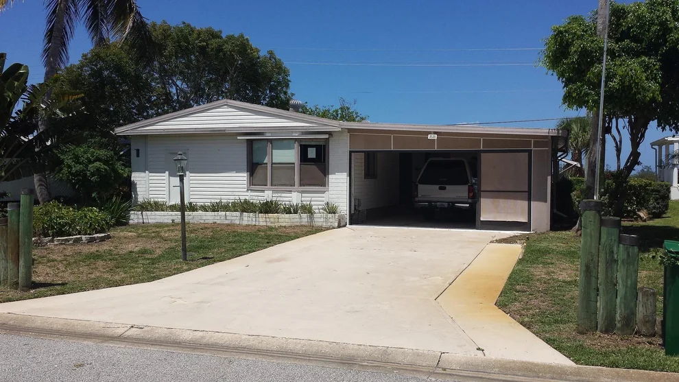 Unit for sale at 7535 Agawam Road, Micco, FL 32976