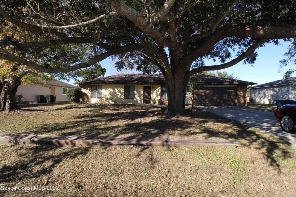 Unit for sale at 1087 Brickell Street SE, Palm Bay, FL 32909
