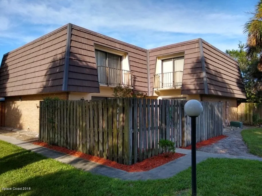Unit for sale at 1913 Vista Oaks Circle NE, Palm Bay, FL 32905