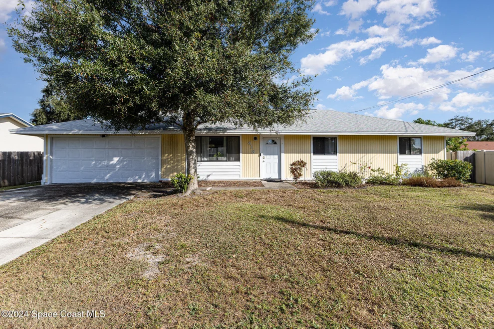 Unit for sale at 413 Deacon Avenue NE, Palm Bay, FL 32907