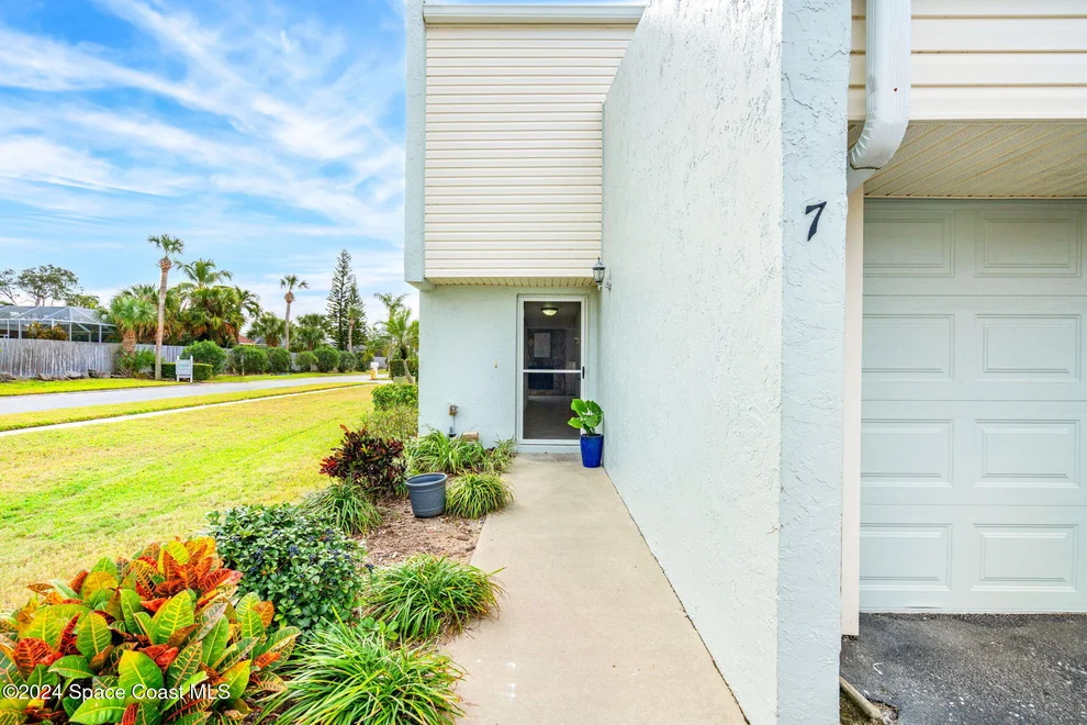 Unit for sale at 810 Poinsetta Drive, Indian Harbour Beach, FL 32937