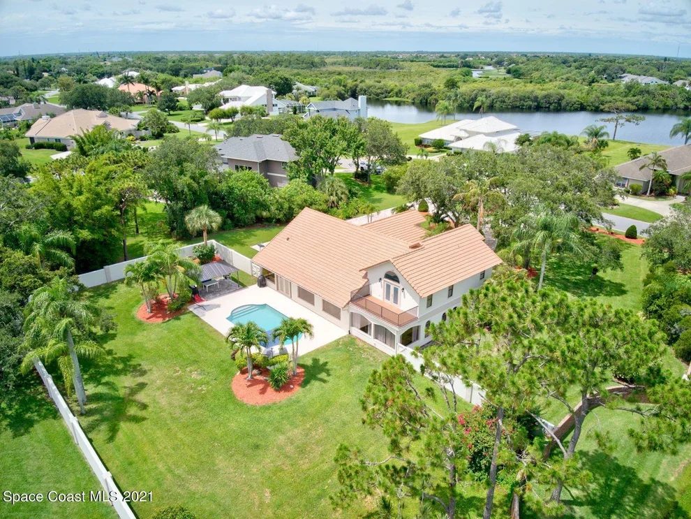 Unit for sale at 701 Oak Park Drive, Melbourne, FL 32940