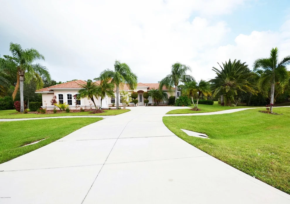 Unit for sale at 2162 Siroco Lane, Melbourne, FL 32934