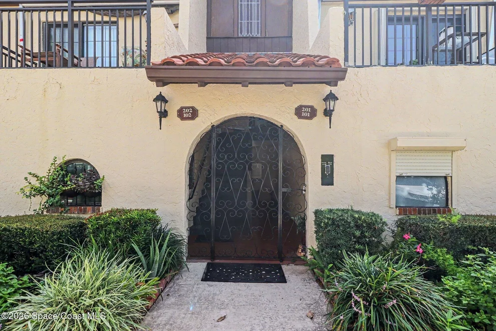 Unit for sale at 115 N Indian River Drive, Cocoa, FL 32922
