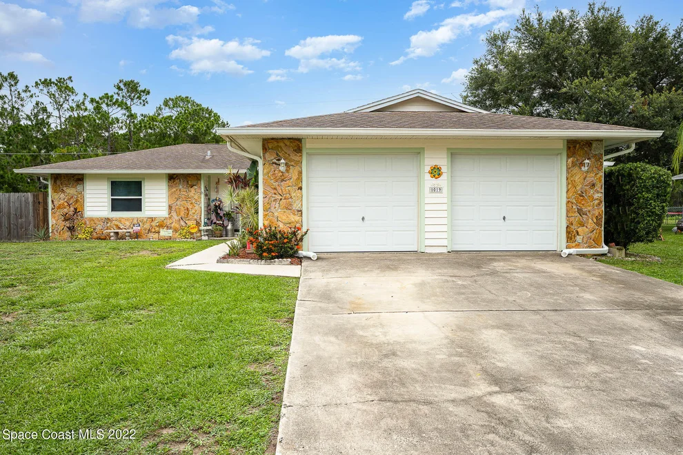 Unit for sale at 1019 Albion Street NW, Palm Bay, FL 32907