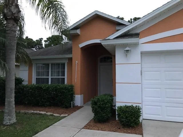 Unit for sale at 2282 Glasbern Circle, Melbourne, FL 32904