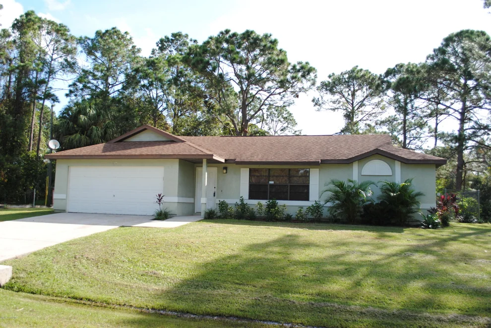 Unit for sale at 399 Warner Road SW, Palm Bay, FL 32908