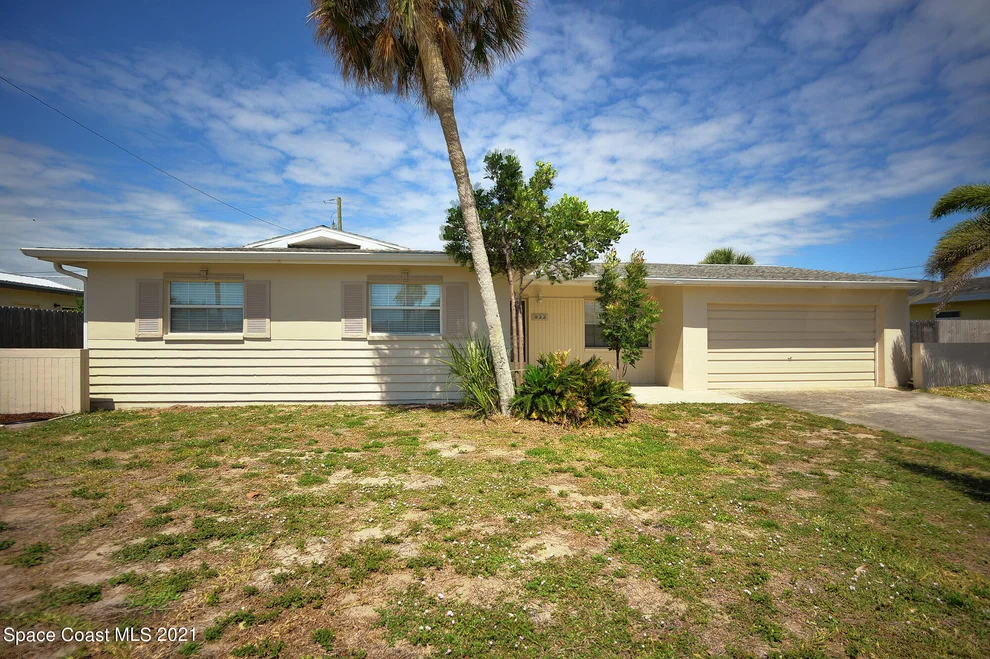 Unit for sale at 932 Captains Way, Indian Harbour Beach, FL 32937