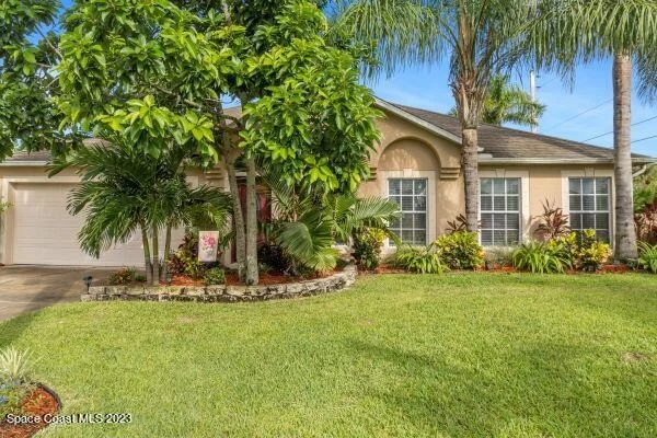 Unit for sale at 401 Caravan Terrace, Sebastian, FL 32958