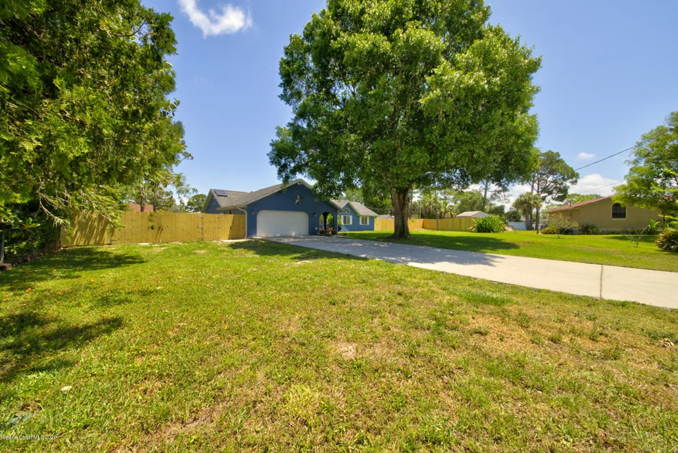 Unit for sale at 6421 Hunt Road, Cocoa, FL 32927