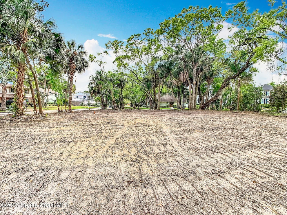Unit for sale at 4701 W Clear Avenue, Tampa, FL 33629