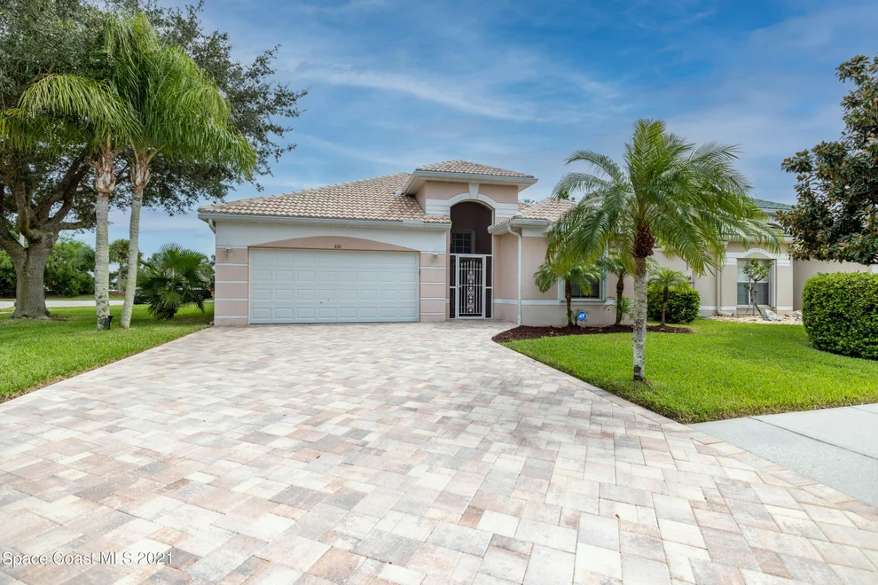 Unit for sale at 921 Wimbledon Drive, Melbourne, FL 32940