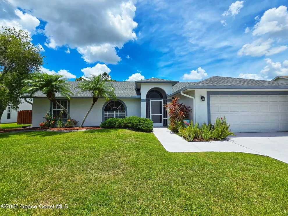 Unit for sale at 934 Spanish Wells Drive, Melbourne, FL 32940