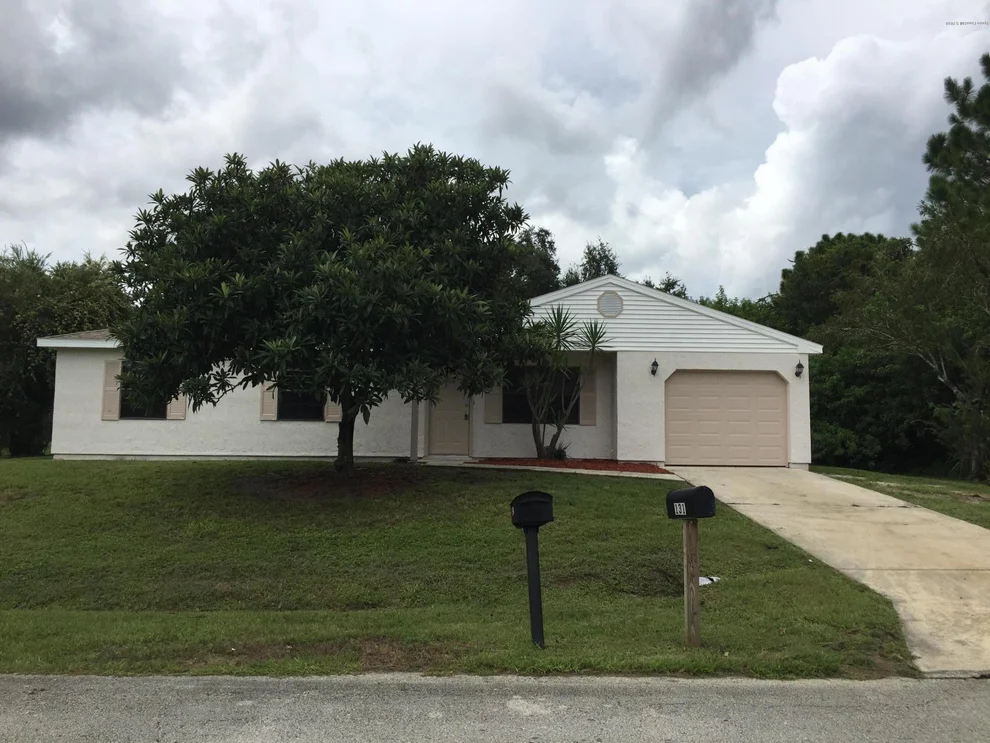 Unit for sale at 131 Crosspoint Street SE, Palm Bay, FL 32909