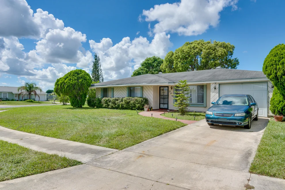 Unit for sale at 966 Gatewood Court NE, Palm Bay, FL 32905