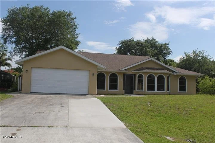 Unit for sale at 974 Gulfstream Avenue, Sebastian, FL 32958