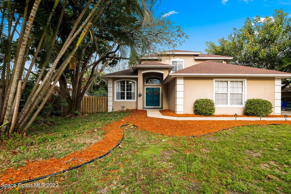 Unit for sale at 1066 Citrus Avenue NE, Palm Bay, FL 32905