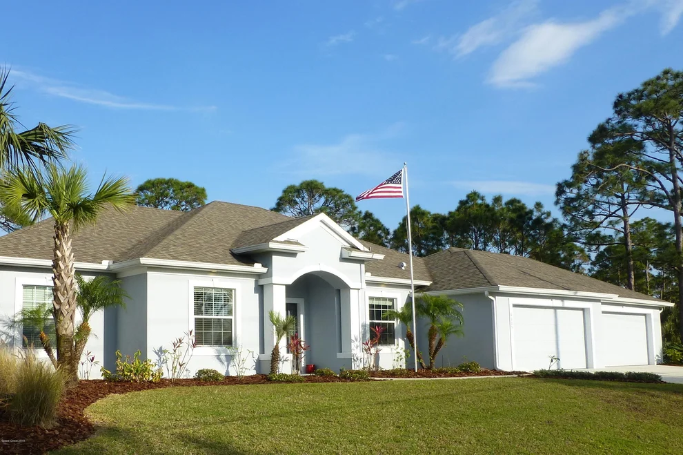 Unit for sale at 6605 Indian River Boulevard, Grant-Valkaria, FL 32949