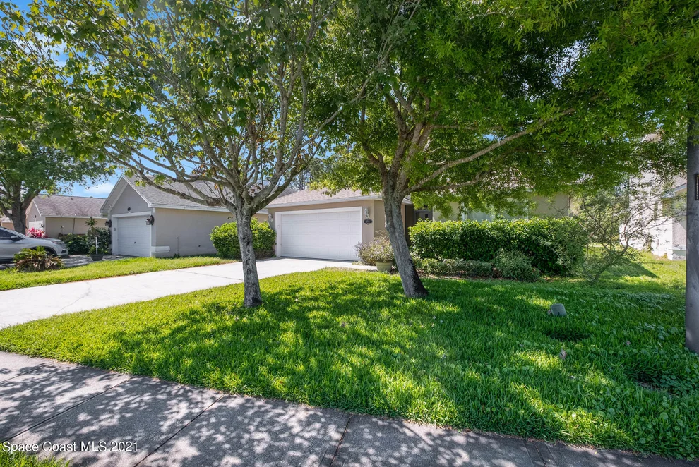 Unit for sale at 2501 Stratford Pointe Drive, Melbourne, FL 32904