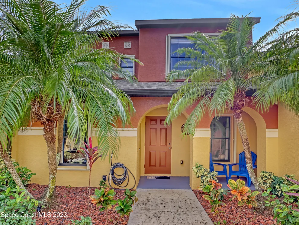 Unit for sale at 990 Luminary Circle, Melbourne, FL 32901