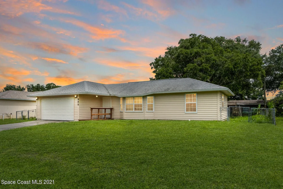 Unit for sale at 985 Dupont Street NE, Palm Bay, FL 32907