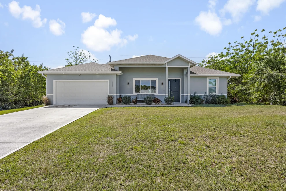 Unit for sale at 898 Starland Street SE, Palm Bay, FL 32909