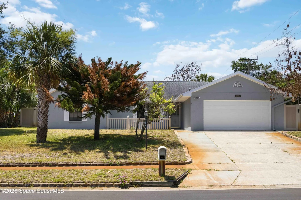 Unit for sale at 2595 White Oak Drive, Titusville, FL 32780