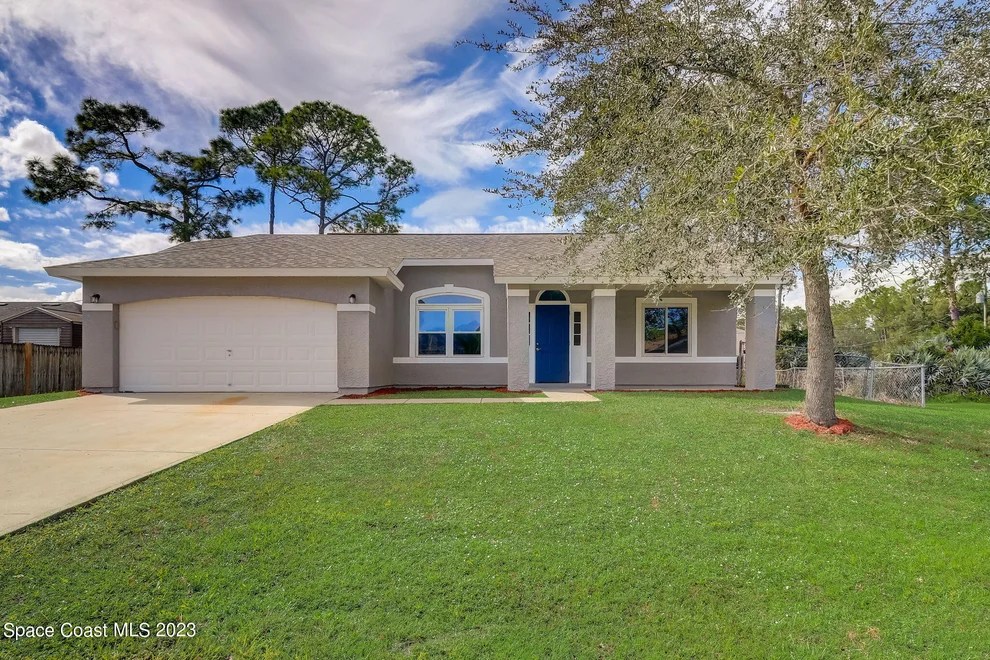Unit for sale at 786 Hartford Avenue SW, Palm Bay, FL 32908
