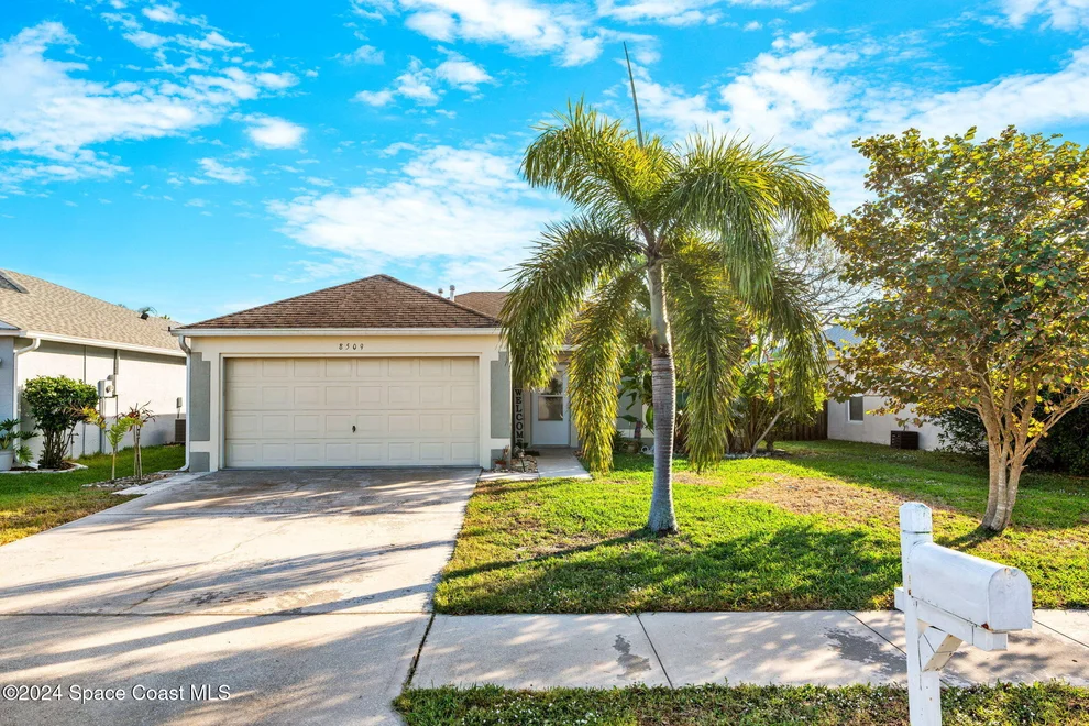 Unit for sale at 8509 Ivanhoe Drive, Melbourne, FL 32940