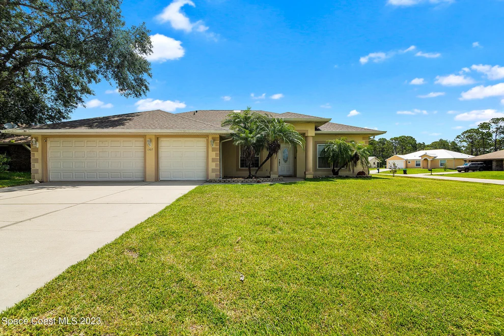 Unit for sale at 1307 Armory Drive NE, Palm Bay, FL 32907
