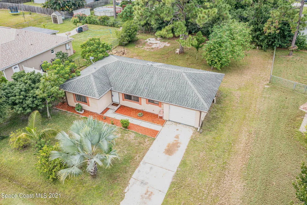 Unit for sale at 960 Carrot Avenue SE, Palm Bay, FL 32909