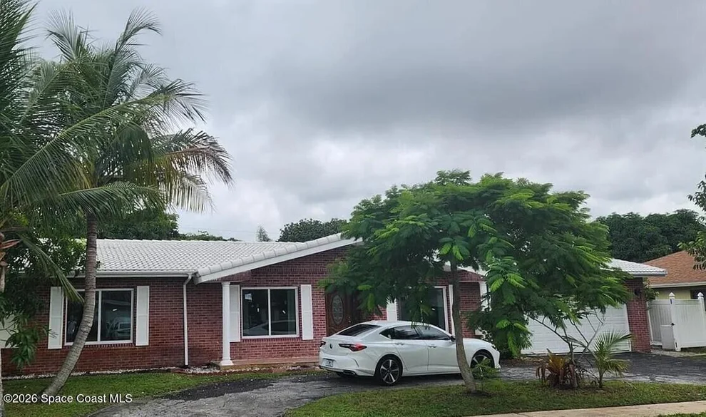 Unit for sale at 5260 SW 9th Street, Plantation, FL 33317