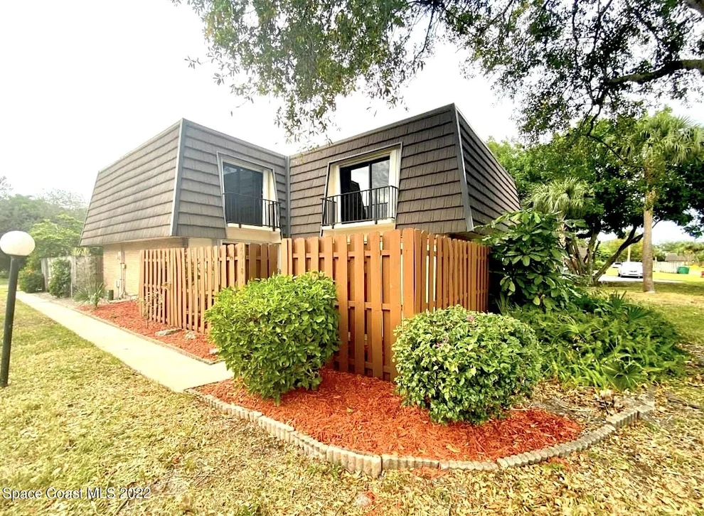 Unit for sale at 4018 Vista Oaks Circle NE, Palm Bay, FL 32905