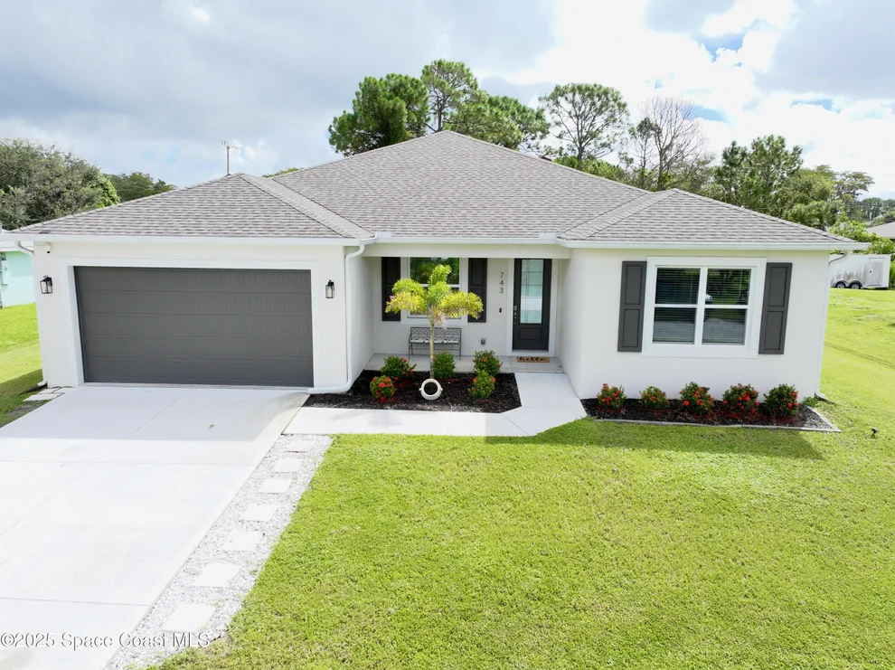 Unit for sale at 743 Taluga Avenue SE, Palm Bay, FL 32909