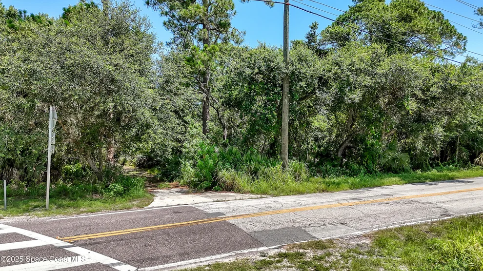 Unit for sale at 4300 Burkholm Road, Mims, FL 32754