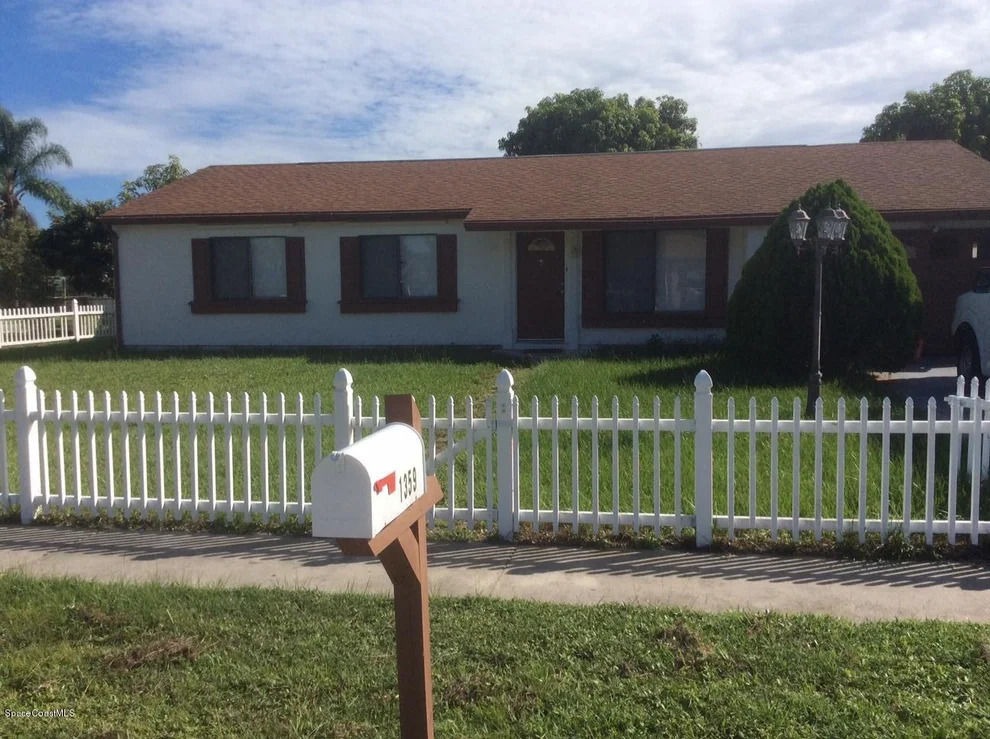 Unit for sale at 1359 Carr Circle NE, Palm Bay, FL 32905