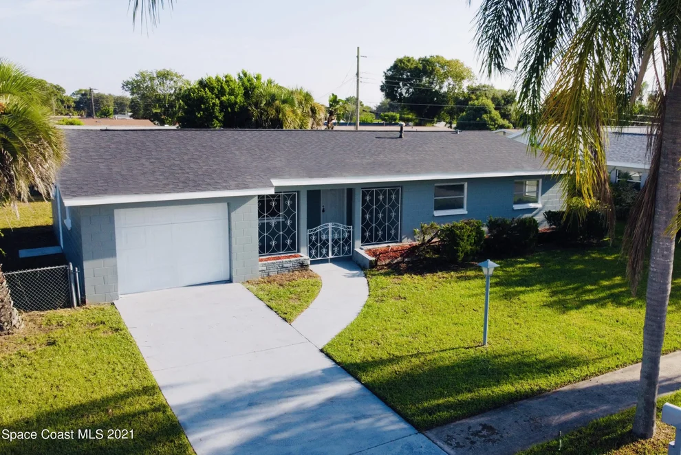 Unit for sale at 996 Nicklaus Drive, Rockledge, FL 32955
