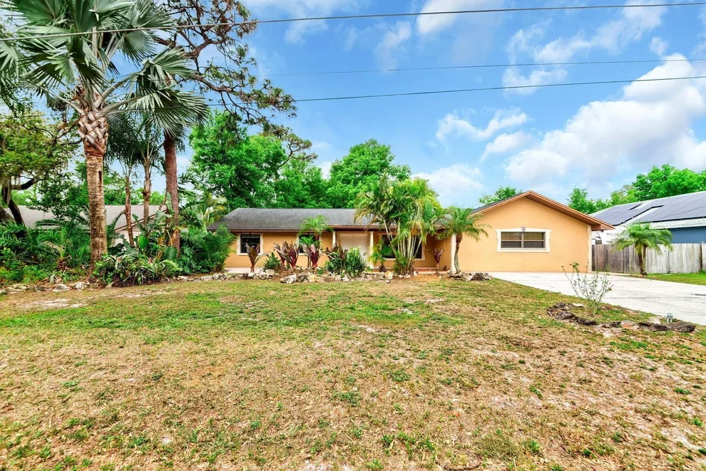 Unit for sale at 9440 W Paulinda Avenue, Apopka, FL 32703
