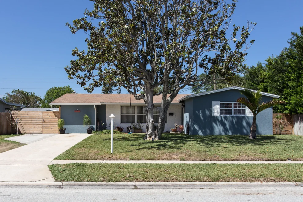 Unit for sale at 1676 W Ixora Drive W, Melbourne, FL 32935