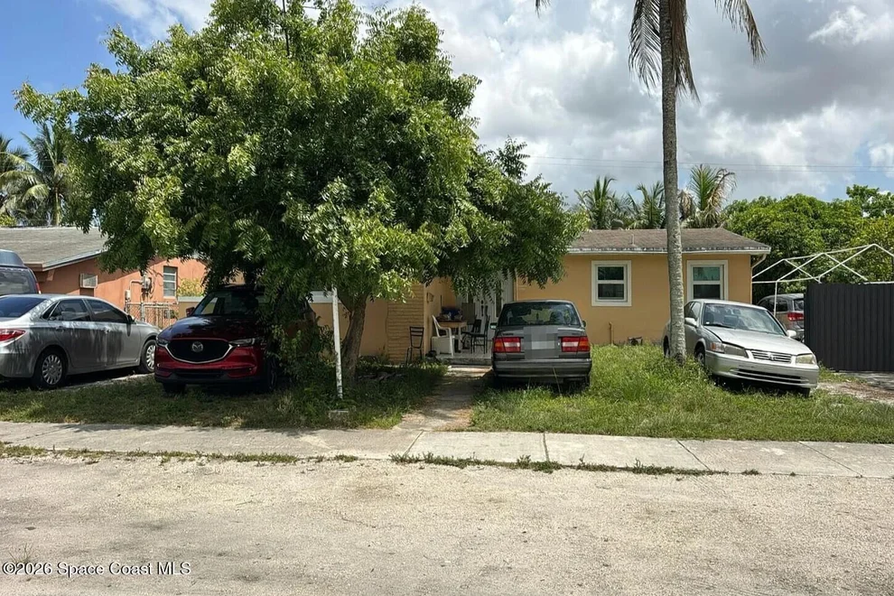 Unit for sale at 1360 NW 197th Street, Miami Gardens, FL 33169