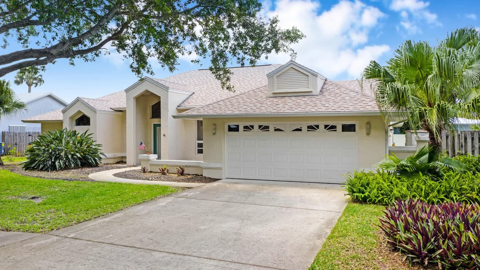Unit for sale at 114 Tradewinds, Indialantic, FL 32903